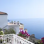 Nocleg ze śniadaniem Casa Nilde 4*