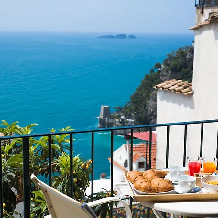 Bed and Breakfast Casa Nilde 4*