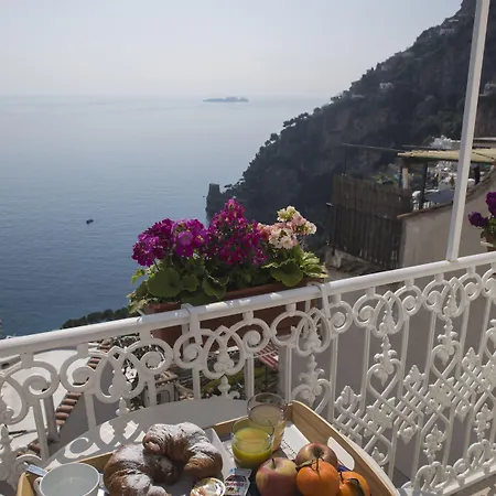 Casa Nilde Bed and Breakfast 4*