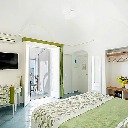 Bed & Breakfast Casa Nilde 4*