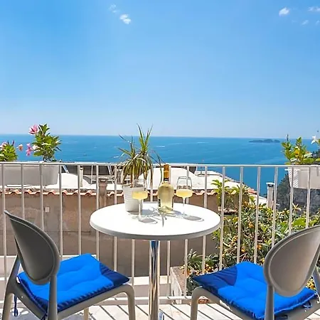 Casa Nilde Bed & Breakfast 4*