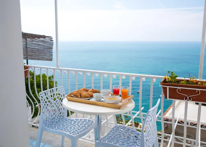 Alojamento de Acomodação e Pequeno-almoço Casa Nilde 4*