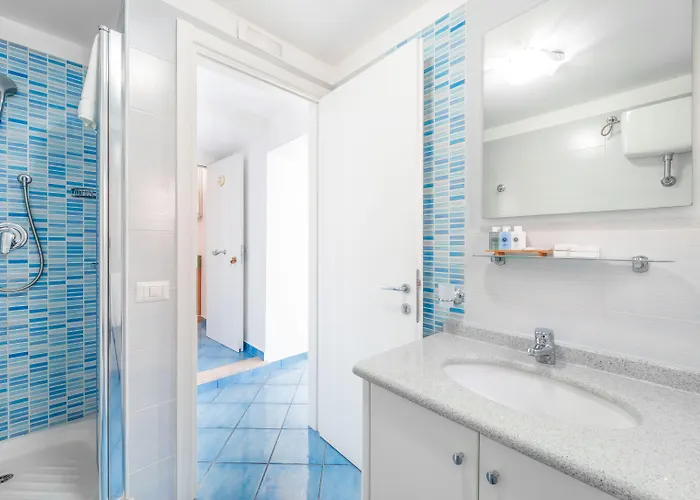 Casa Nilde Nocleg ze śniadaniem 4*