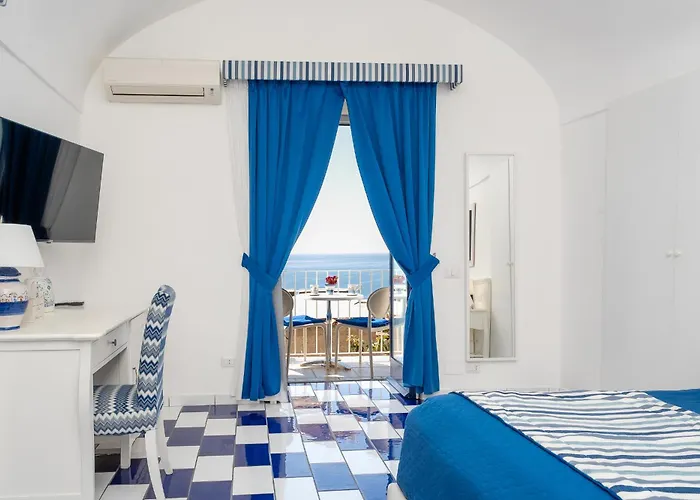 Casa Nilde Oda ve Kahvaltı 4*